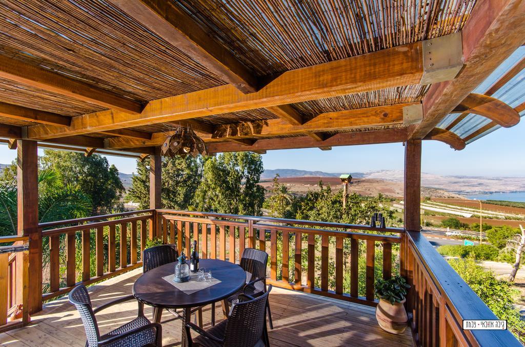 Вилла Beautiful Lake View Wooden House Тверия Номер фото